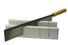 BOIT-COUP-P300 Scie à dos avec boîte à coupe plastique 300 mm