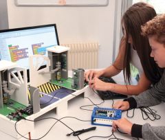 BE-APORT-2BAT_2017 Maquette portail battant 2 vantaux avec AutoProgUno